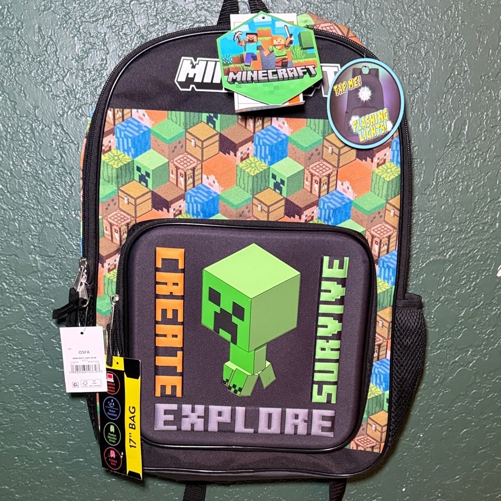 NEW! Minecraft Creeper Kids Light-Up 17" Backpack